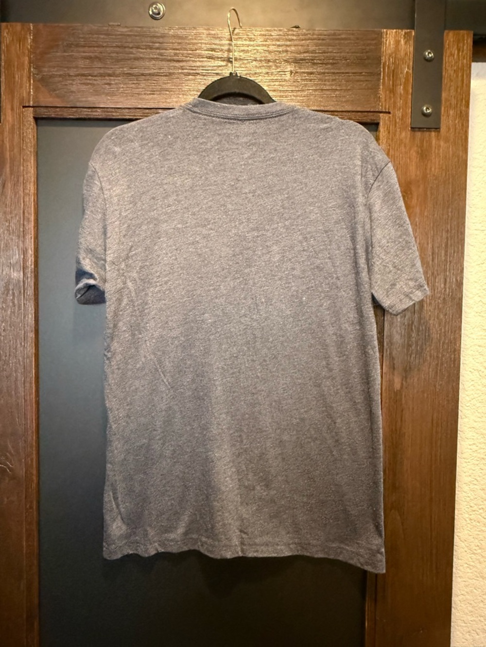 Rawlings Heather Gray Short-Sleeve Tee with Red and Cream Flag Graphic - Picture 2 of 3